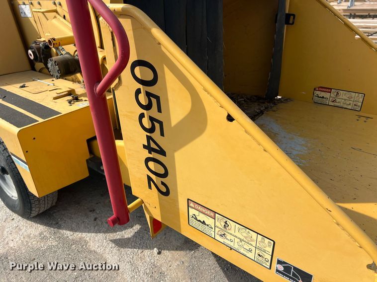 image for item EJ3010 2005 Vermeer BC1000XL wood chipper