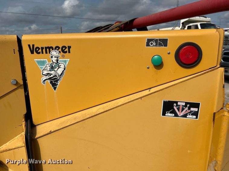 image for item EJ3010 2005 Vermeer BC1000XL wood chipper