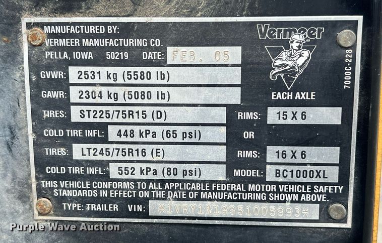 image for item EJ3010 2005 Vermeer BC1000XL wood chipper