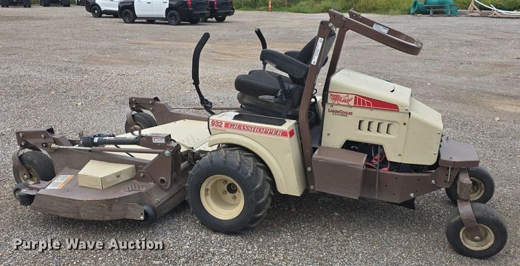 image for item EK2139 2019 Grasshopper  932 ZTR lawn mower