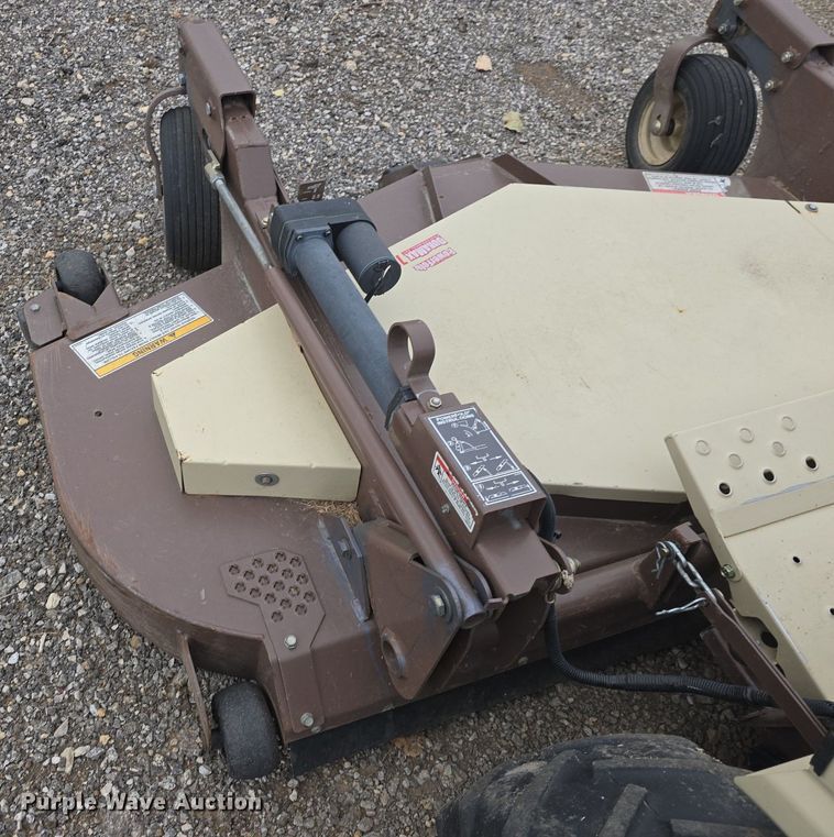 image for item EK2140 2019 Grasshopper  932 ZTR lawn mower