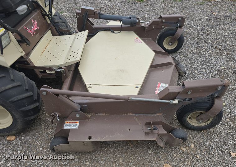 image for item EK2140 2019 Grasshopper  932 ZTR lawn mower