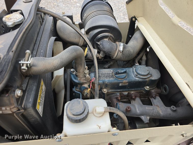 image for item EK2140 2019 Grasshopper  932 ZTR lawn mower