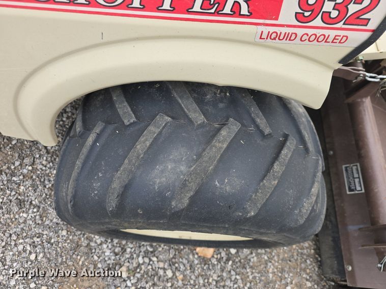 image for item EK2140 2019 Grasshopper  932 ZTR lawn mower