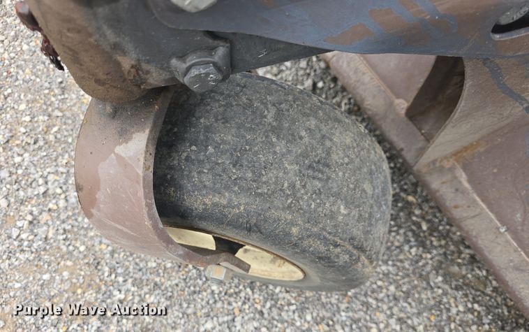 image for item EK2141 2019 Grasshopper  932 ZTR lawn mower