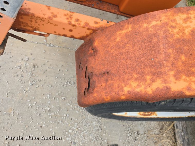 image for item EK2143 Vermac arrow board trailer