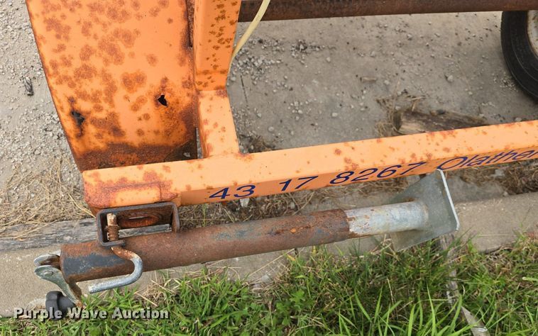 image for item EK2143 Vermac arrow board trailer