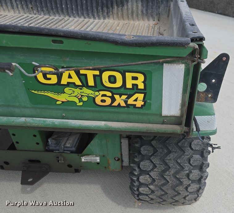 image for item EK2179 2001 John Deere  Gator  utility vehicle