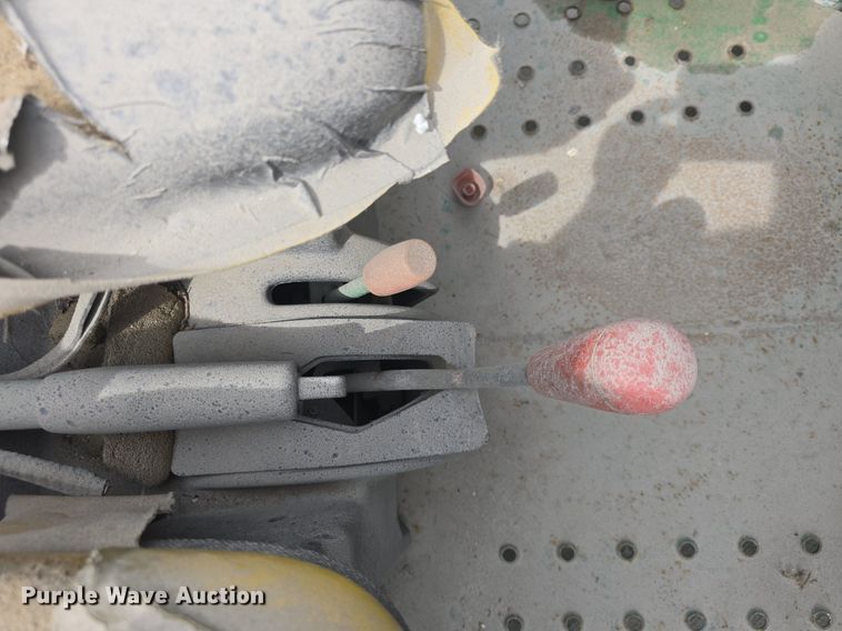 image for item EK2179 2001 John Deere  Gator  utility vehicle