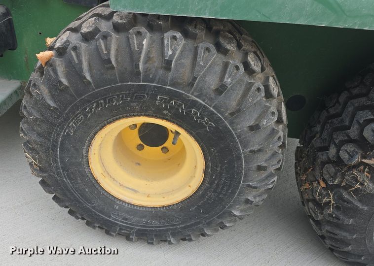 image for item EK2179 2001 John Deere  Gator  utility vehicle