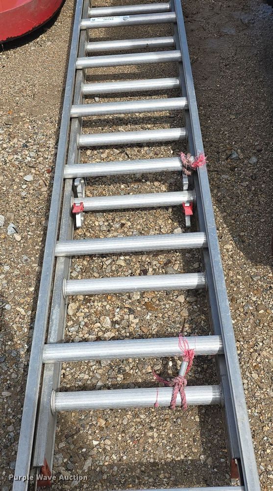image for item EK2183 Werner  25' extension ladder 
