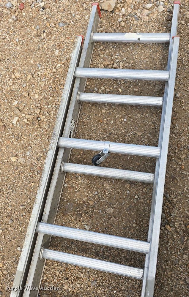 image for item EK2183 Werner  25' extension ladder 