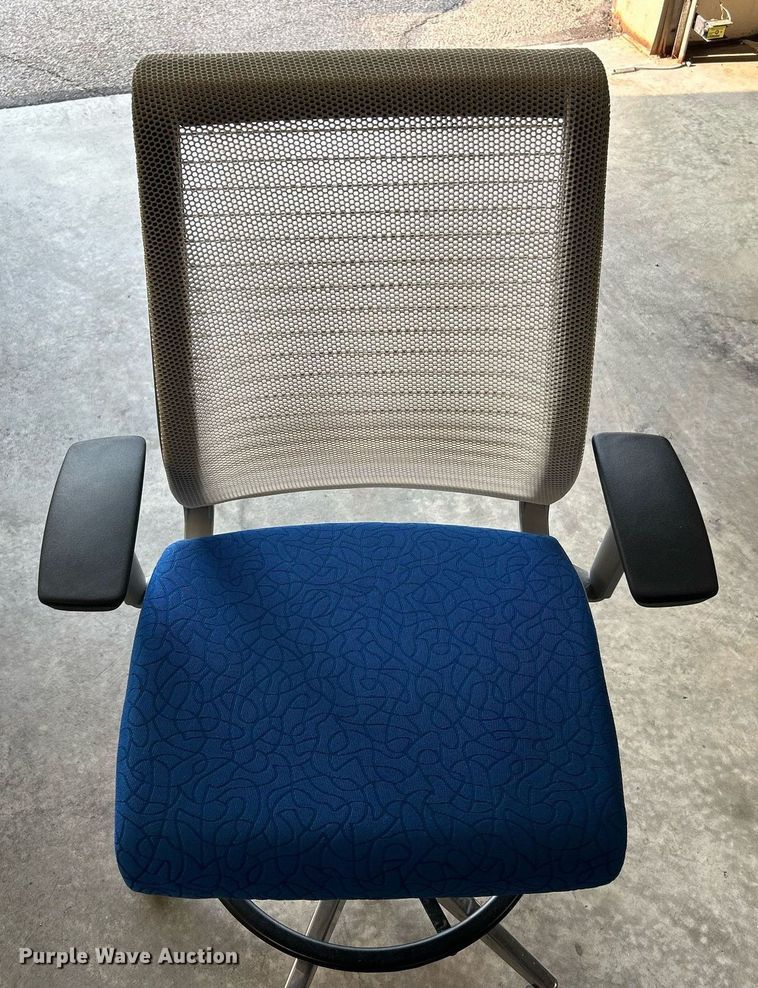 image for item EK3303 Furniture