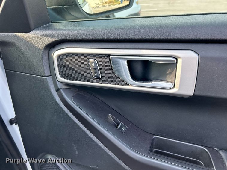 image for item EK3321 2020 Ford Explorer  Police Interceptor SUV