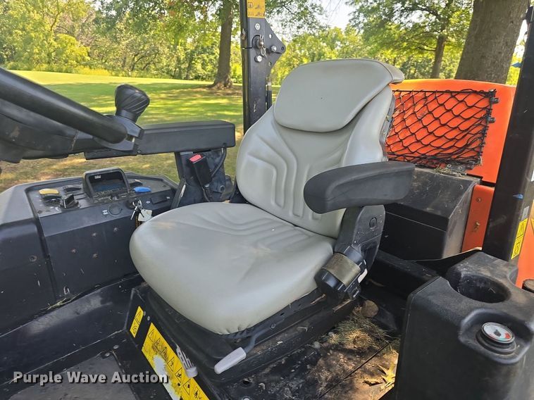 image for item EK6425 2017 Jacobsen HR600 lawn mower