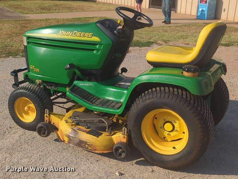 image for item EQ2186 John Deere GT235 lawn mower