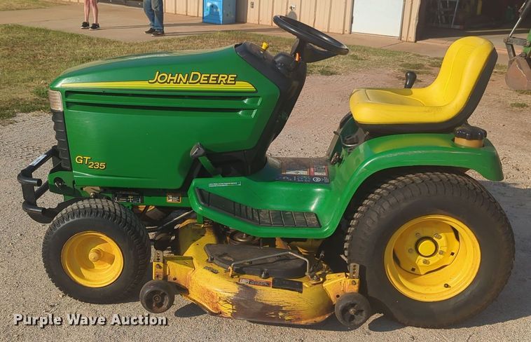image for item EQ2186 John Deere GT235 lawn mower
