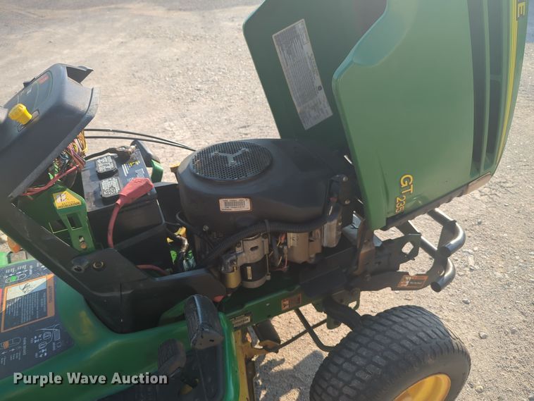 image for item EQ2186 John Deere GT235 lawn mower