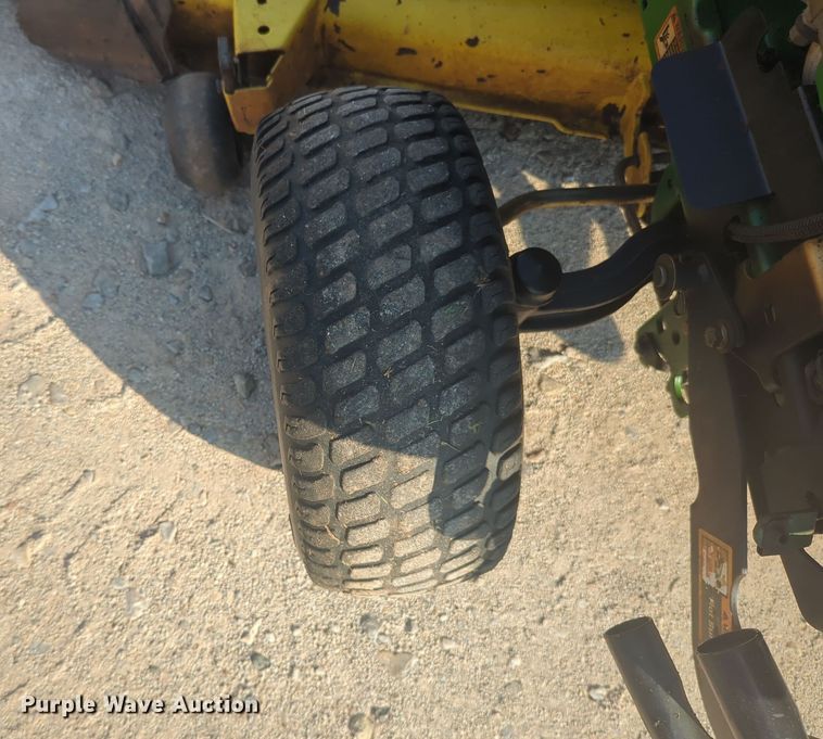 image for item EQ2186 John Deere GT235 lawn mower