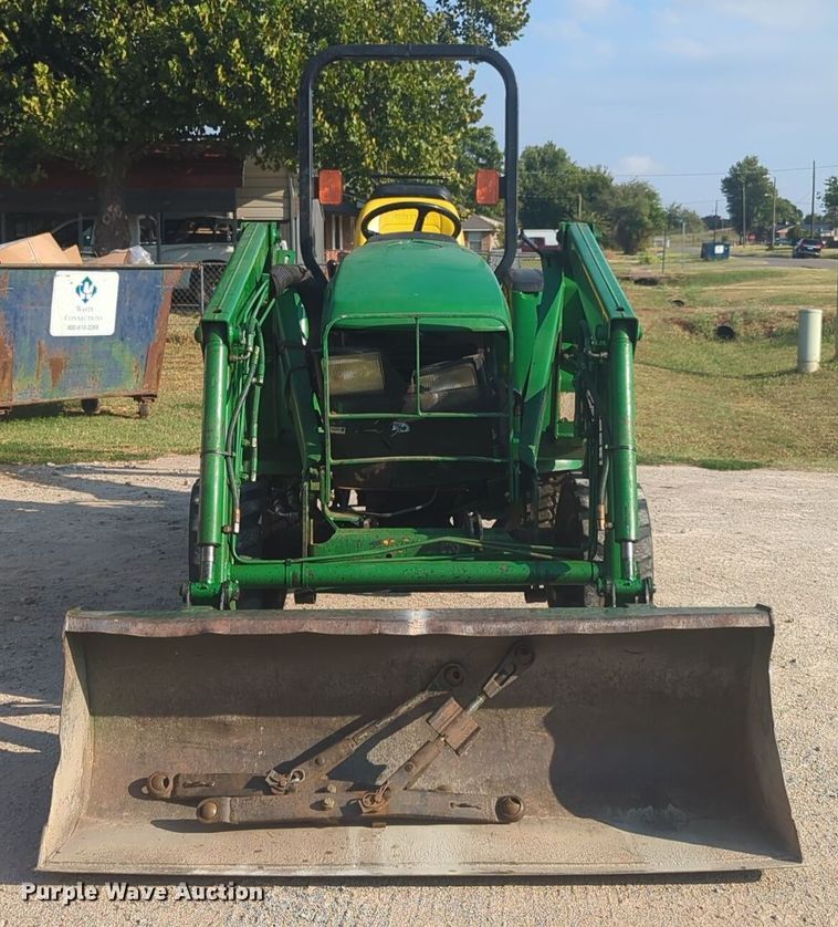 image for item EQ2187 1999 John Deere 4400 MFWD tractor