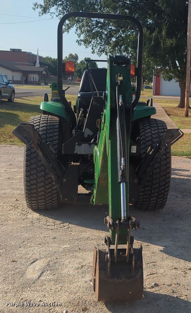 image for item EQ2187 1999 John Deere 4400 MFWD tractor