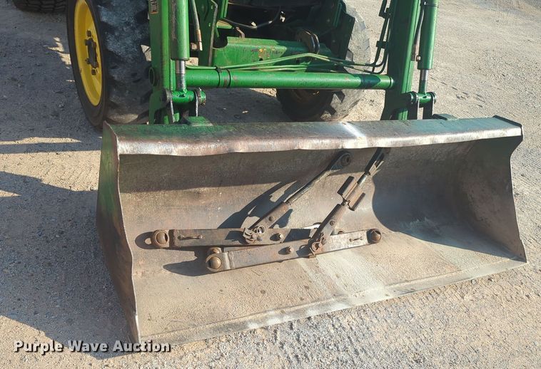 image for item EQ2187 1999 John Deere 4400 MFWD tractor