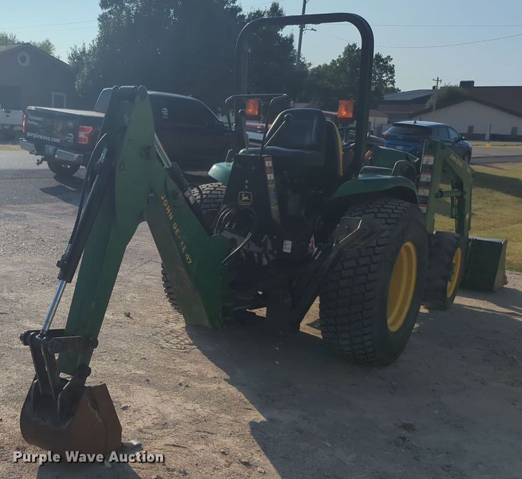 image for item EQ2187 1999 John Deere 4400 MFWD tractor