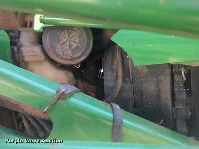 image for item EQ2187 1999 John Deere 4400 MFWD tractor