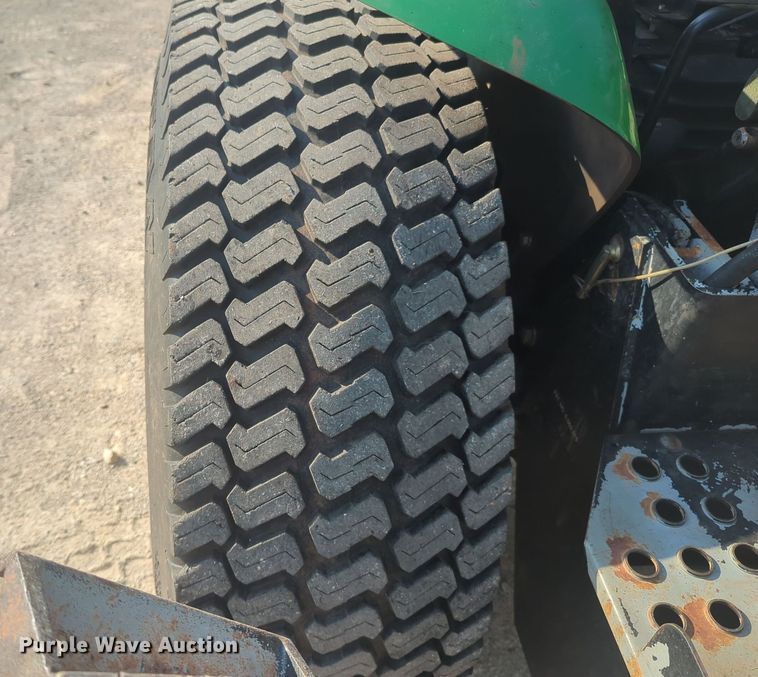 image for item EQ2187 1999 John Deere 4400 MFWD tractor