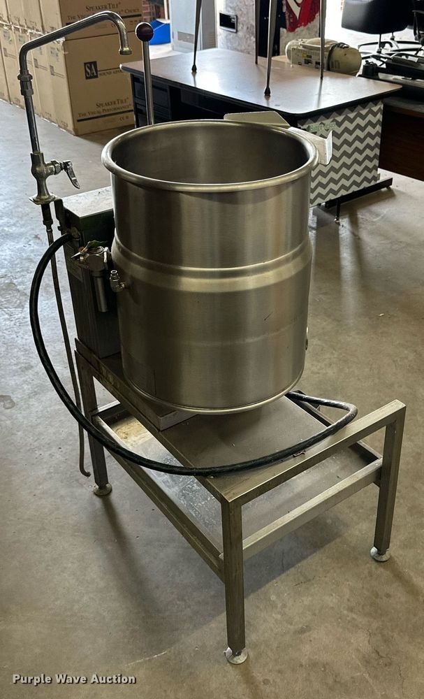 image for item IB9496 Market Forge steam pot