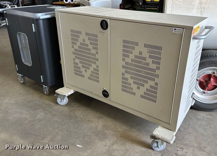 image for item IB9497 (2) charging carts