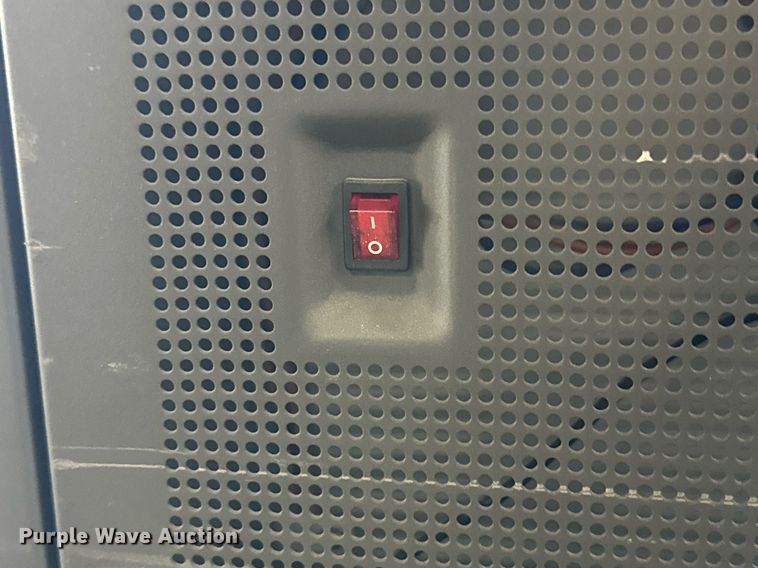 image for item IB9497 (2) charging carts