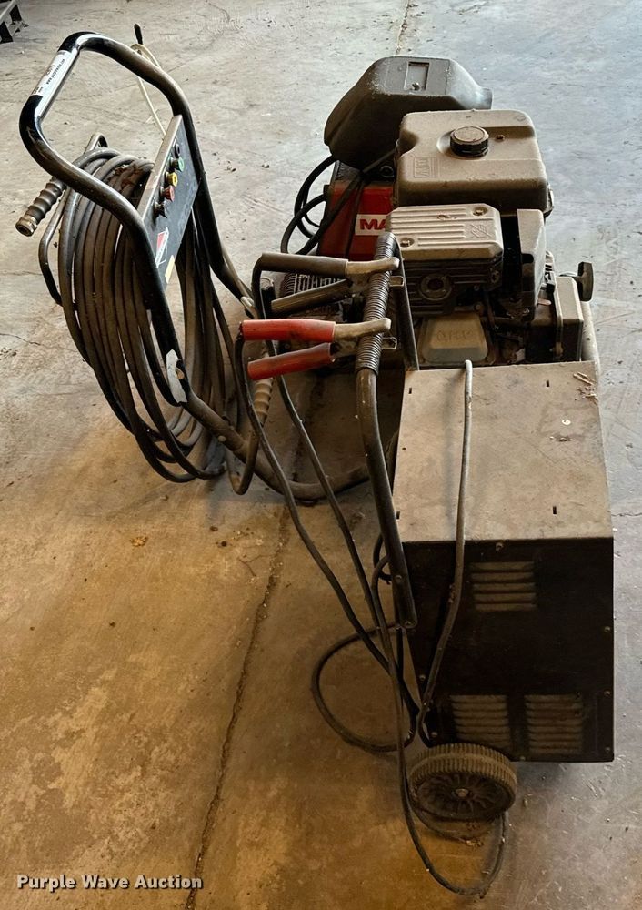 image for item IE9076 Tools