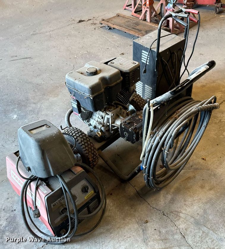 image for item IE9076 Tools