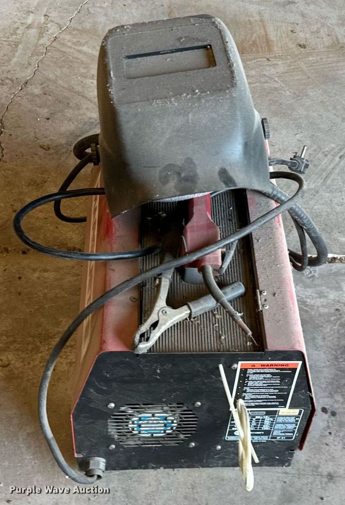 image for item IE9076 Tools