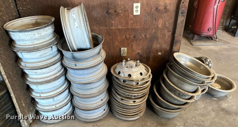 image for item IE9079 Wheels