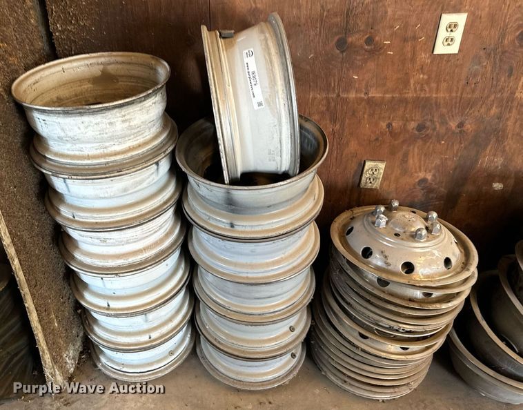 image for item IE9079 Wheels