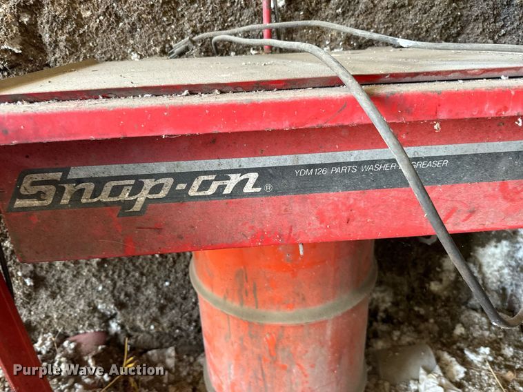 image for item IE9081 Tools