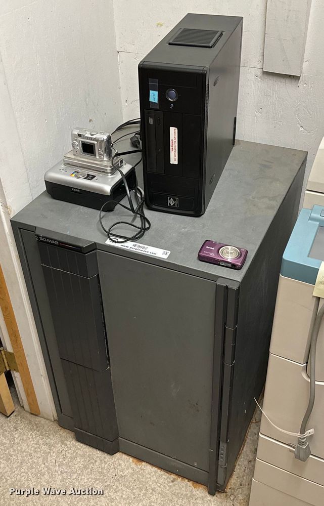 image for item IE9082 Office supplies