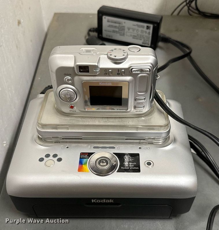 image for item IE9082 Office supplies