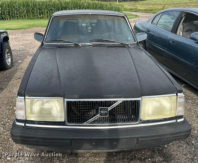 image for item JD9297 1989 Volvo 240 DL 