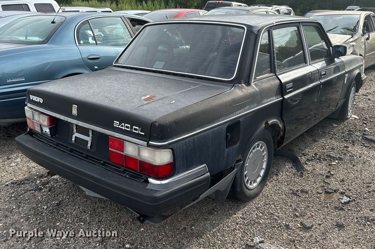 image for item JD9297 1989 Volvo 240 DL 