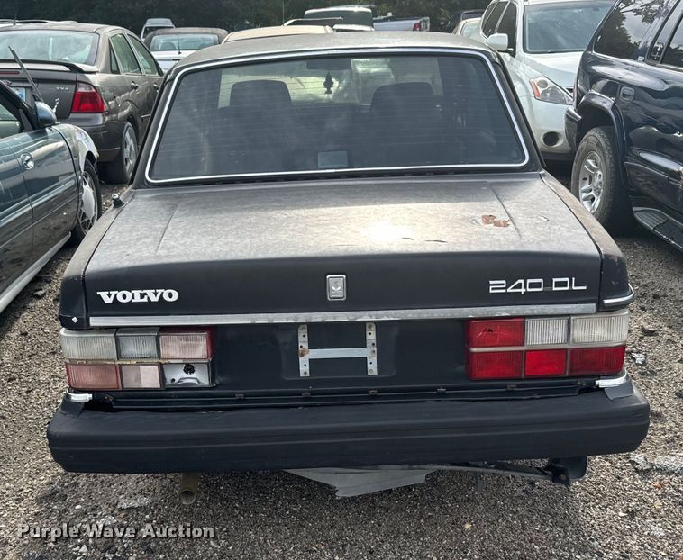 image for item JD9297 1989 Volvo 240 DL 