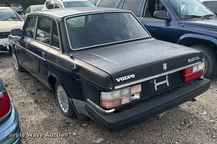 image for item JD9297 1989 Volvo 240 DL 