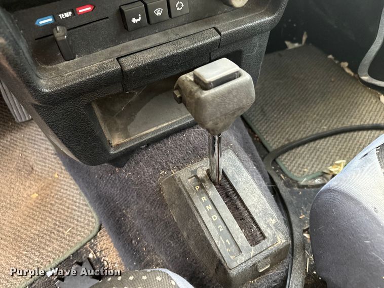 image for item JD9297 1989 Volvo 240 DL 