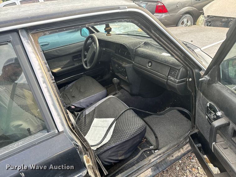 image for item JD9297 1989 Volvo 240 DL 