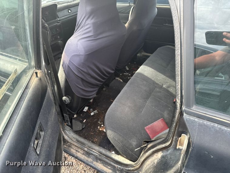 image for item JD9297 1989 Volvo 240 DL 