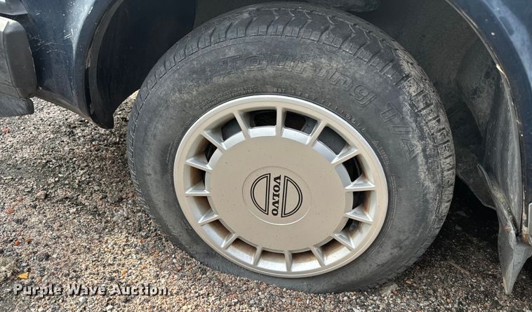 image for item JD9297 1989 Volvo 240 DL 