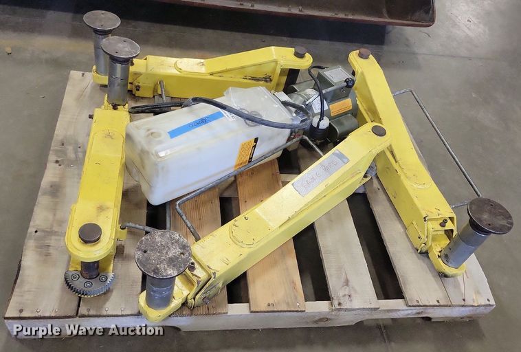 image for item JO9470 Eagle Equipment  automotive lift