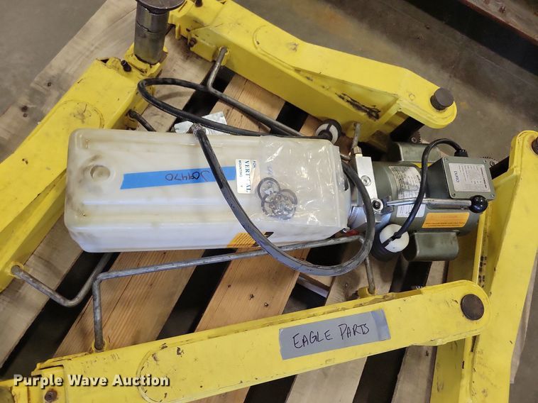 image for item JO9470 Eagle Equipment  automotive lift